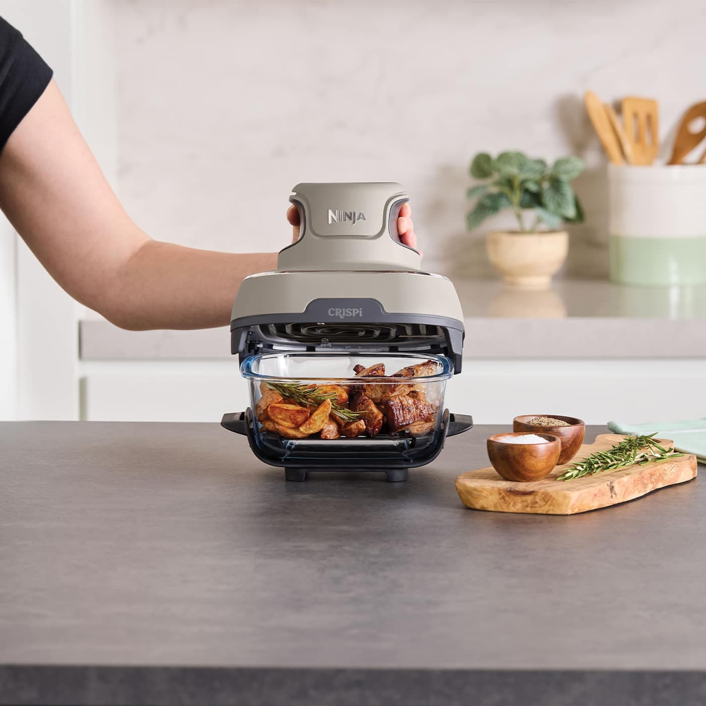 Ninja CRISPi 4-i-1 bärbar airfryer i glas Sten - FN101EUST